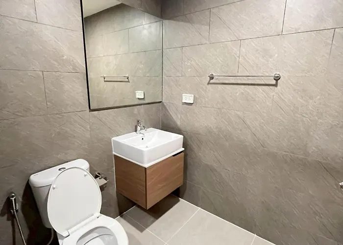 Apartment In Near International Airport