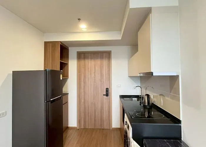 Apartment In Near International Airport
